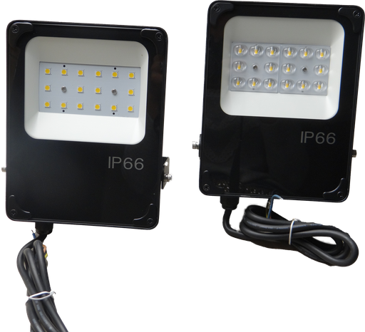 [L4Y0784] Projecteur LED symétrique 20W 140lm/w 2800lm 4000K IK08 IP66